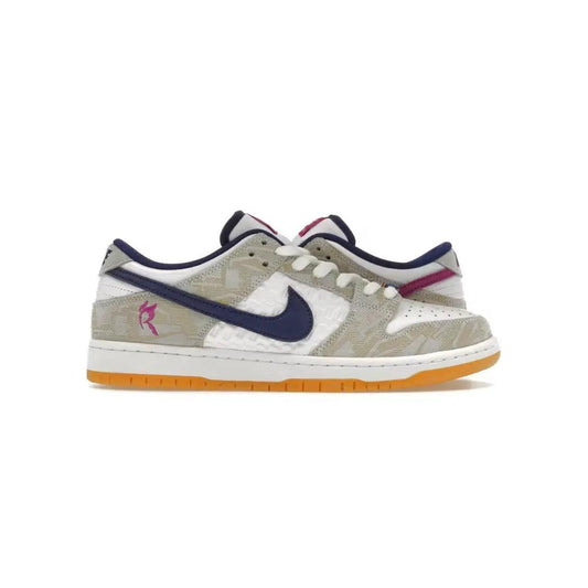 Sneakers SB Dunk Low Rayssa coloris crème et gris - JIRISU